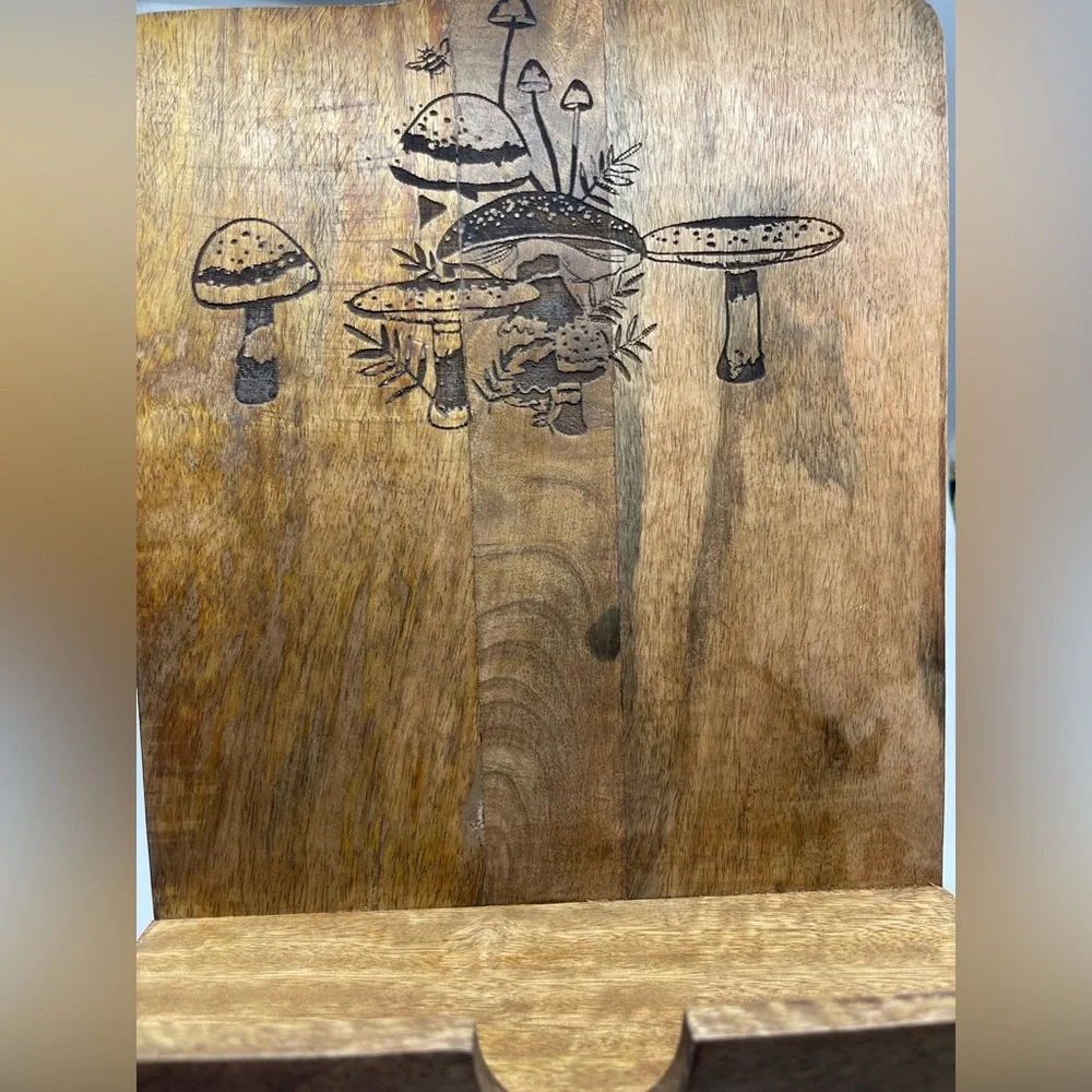 Wooden Cookbook Holder with Engraved Mushroom Design, New - Picture 5 of 6